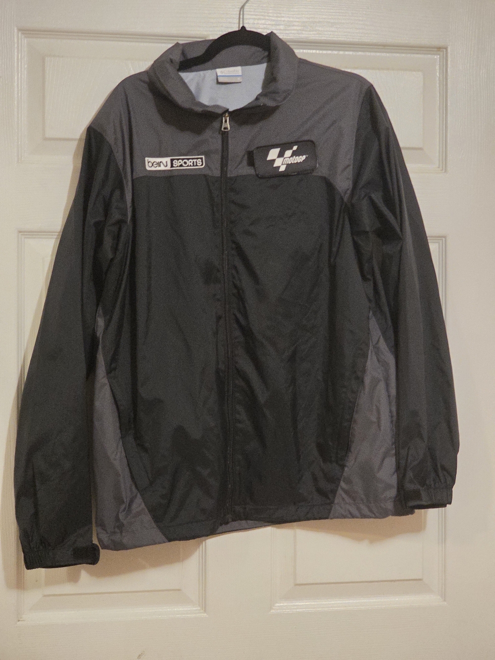 Columbia Men's Black and Gray Lightweight Jacket